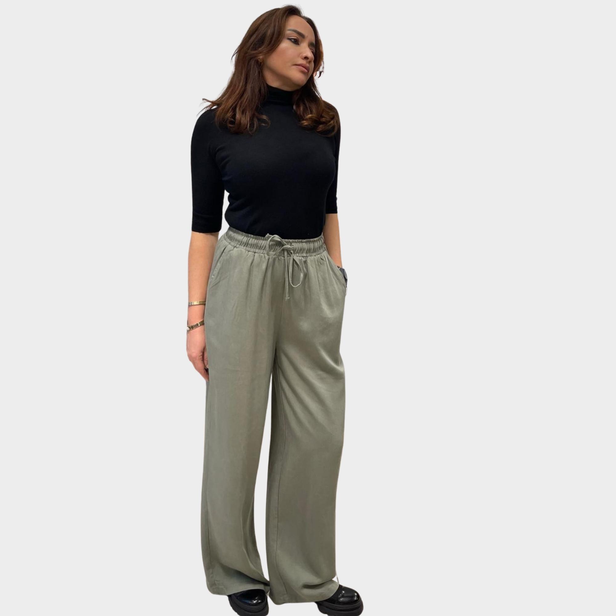 Haki Yeşili Beli Lastikli Geniş Paça Pantolon.